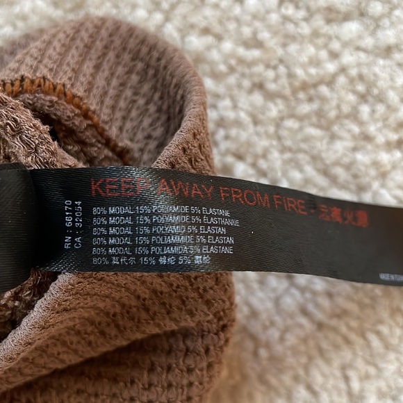 Urban Outfitters One Shoulder Sports Bra - Picture 4 of 6